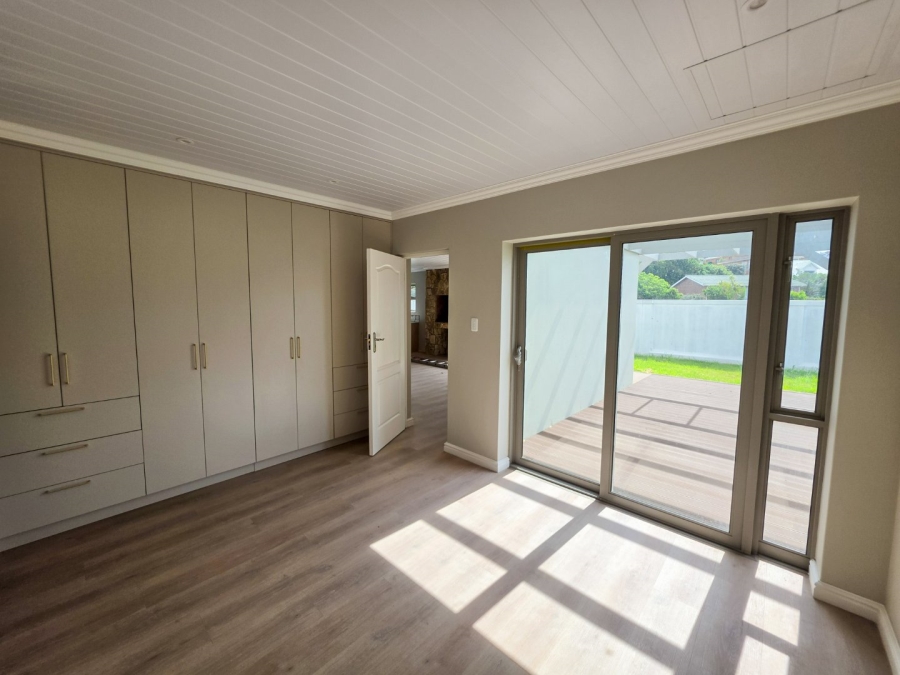 1 Bedroom Property for Sale in Stilbaai Western Cape